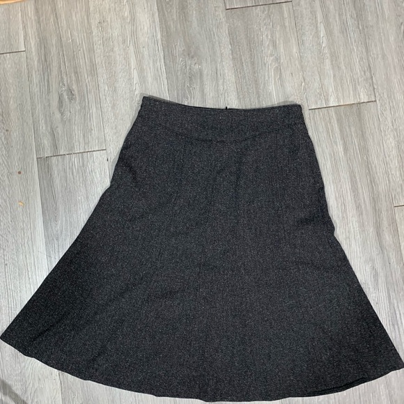 Rafaella A-Line Gray Tweed Skirt size 4 - Picture 5 of 5